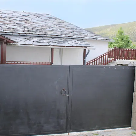 Noninha House * Алваренга