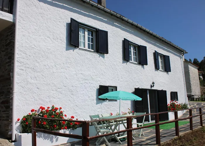 Noninha House * Alvarenga